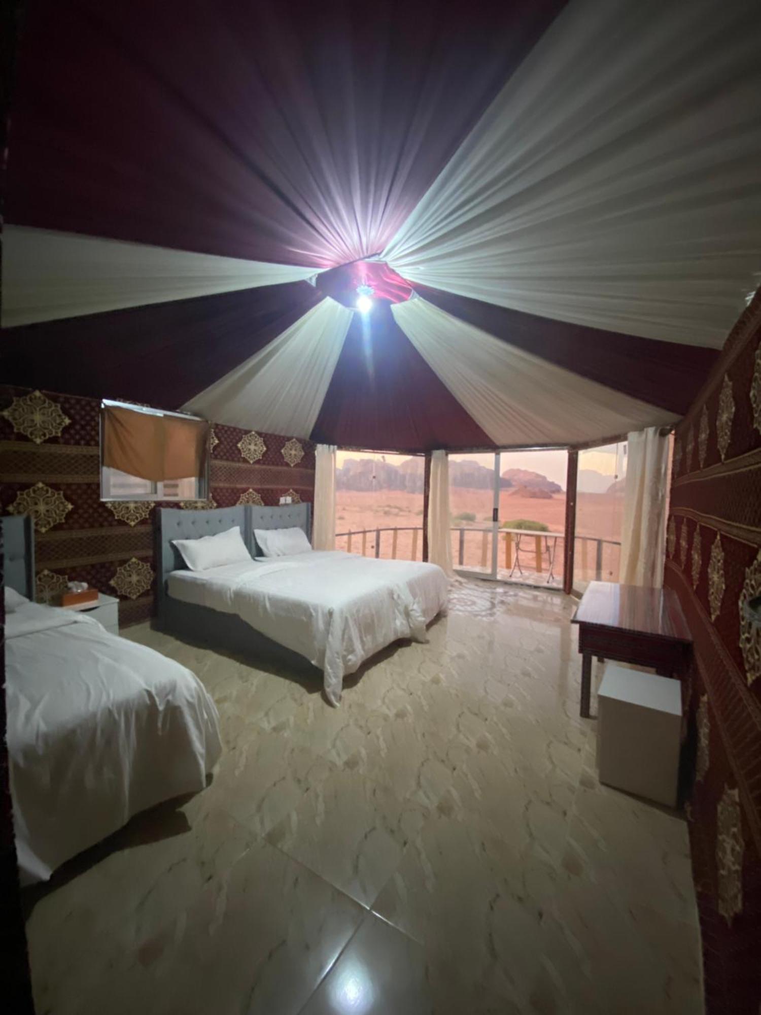 Desert Tree Camp&Tours وادي رم الغرفة الصورة
